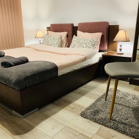 Babylon Apartment Sandanski Bagian luar foto