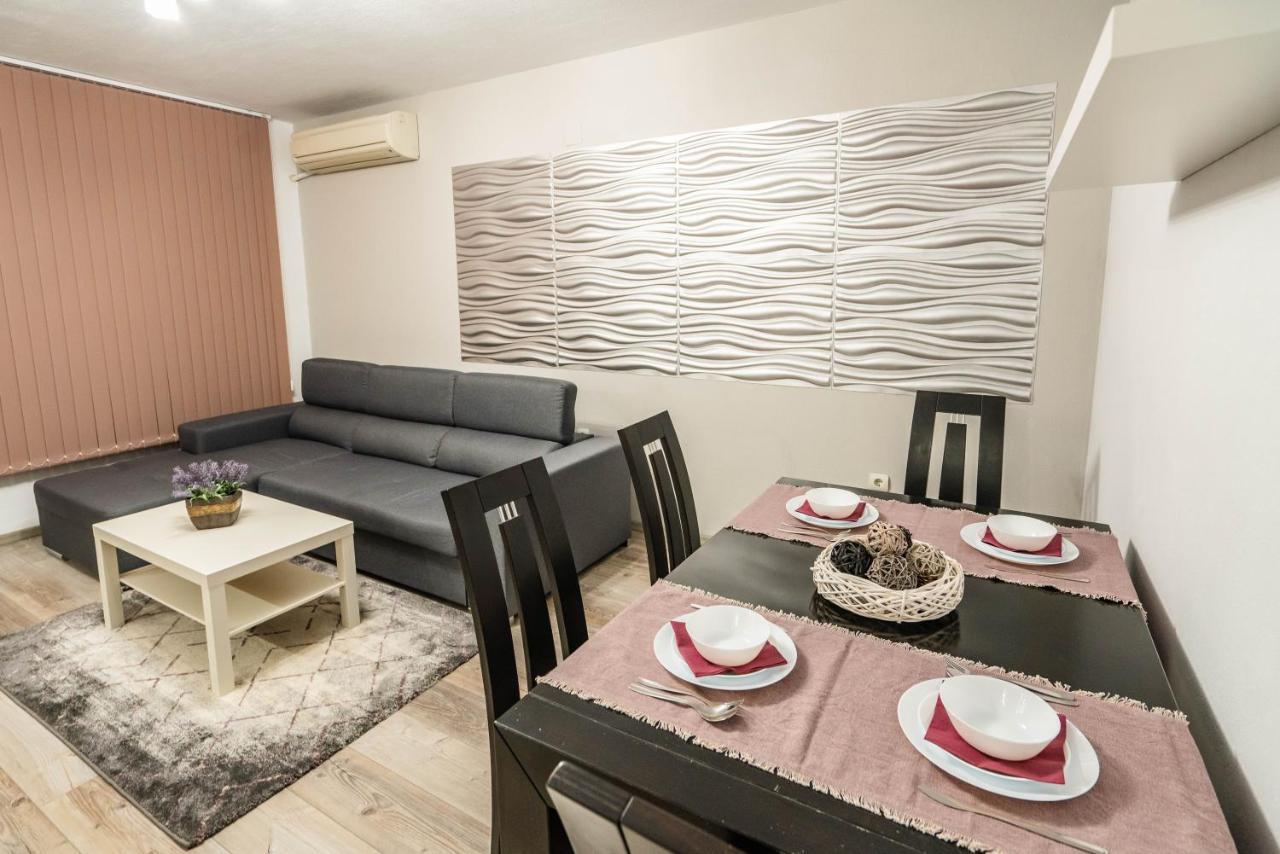 Babylon Apartment Sandanski Bagian luar foto